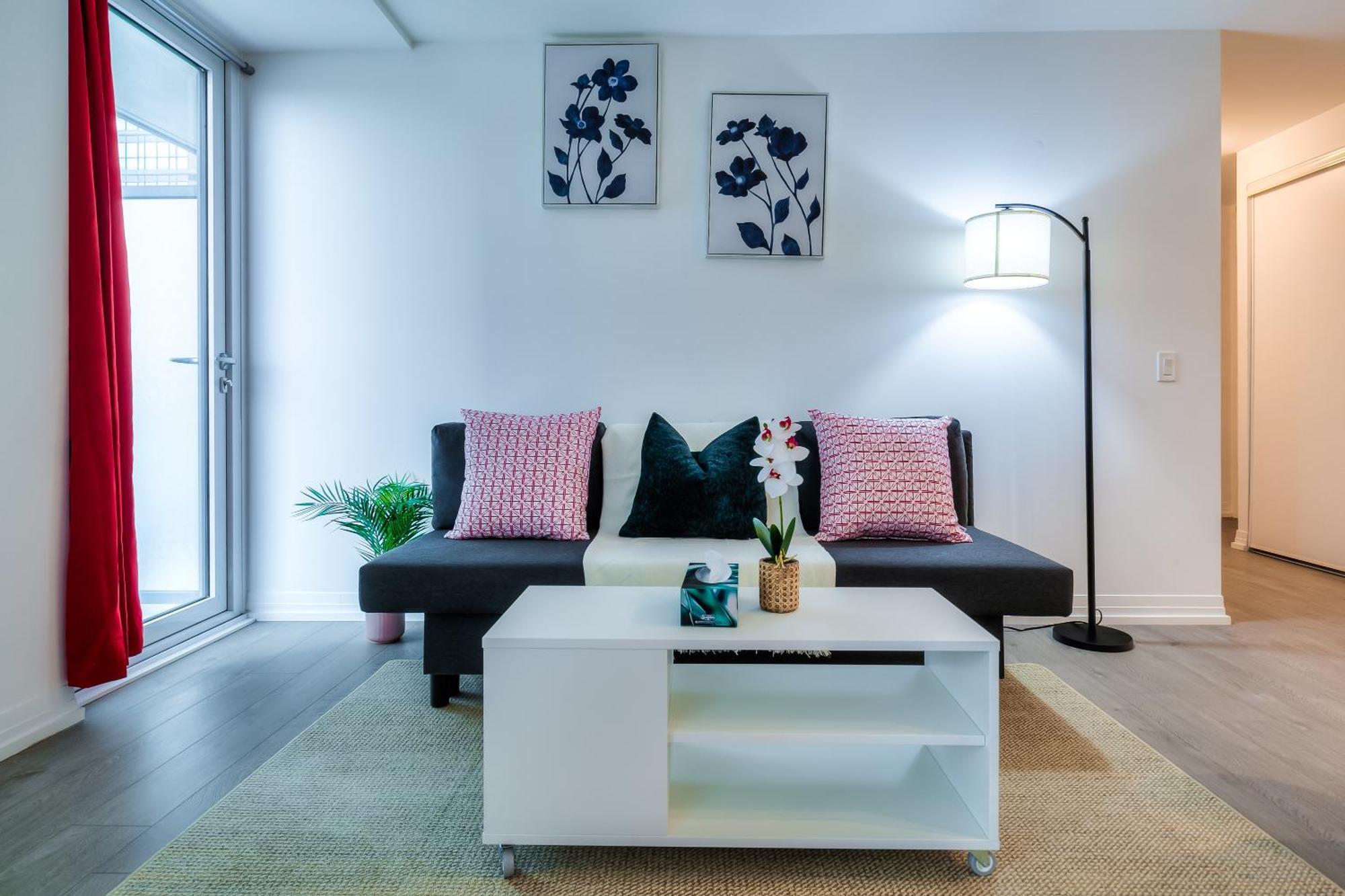 Panorama Suites Downtown Торонто Экстерьер фото