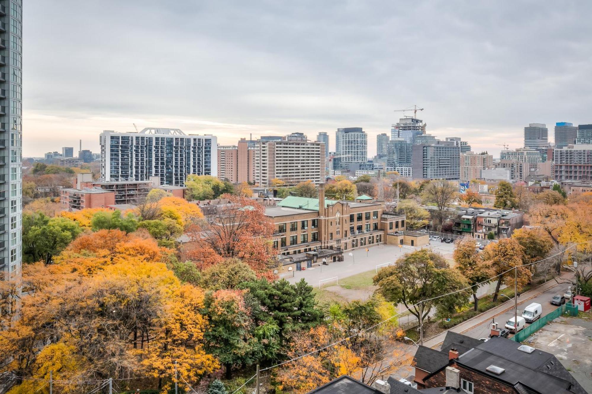Panorama Suites Downtown Торонто Экстерьер фото