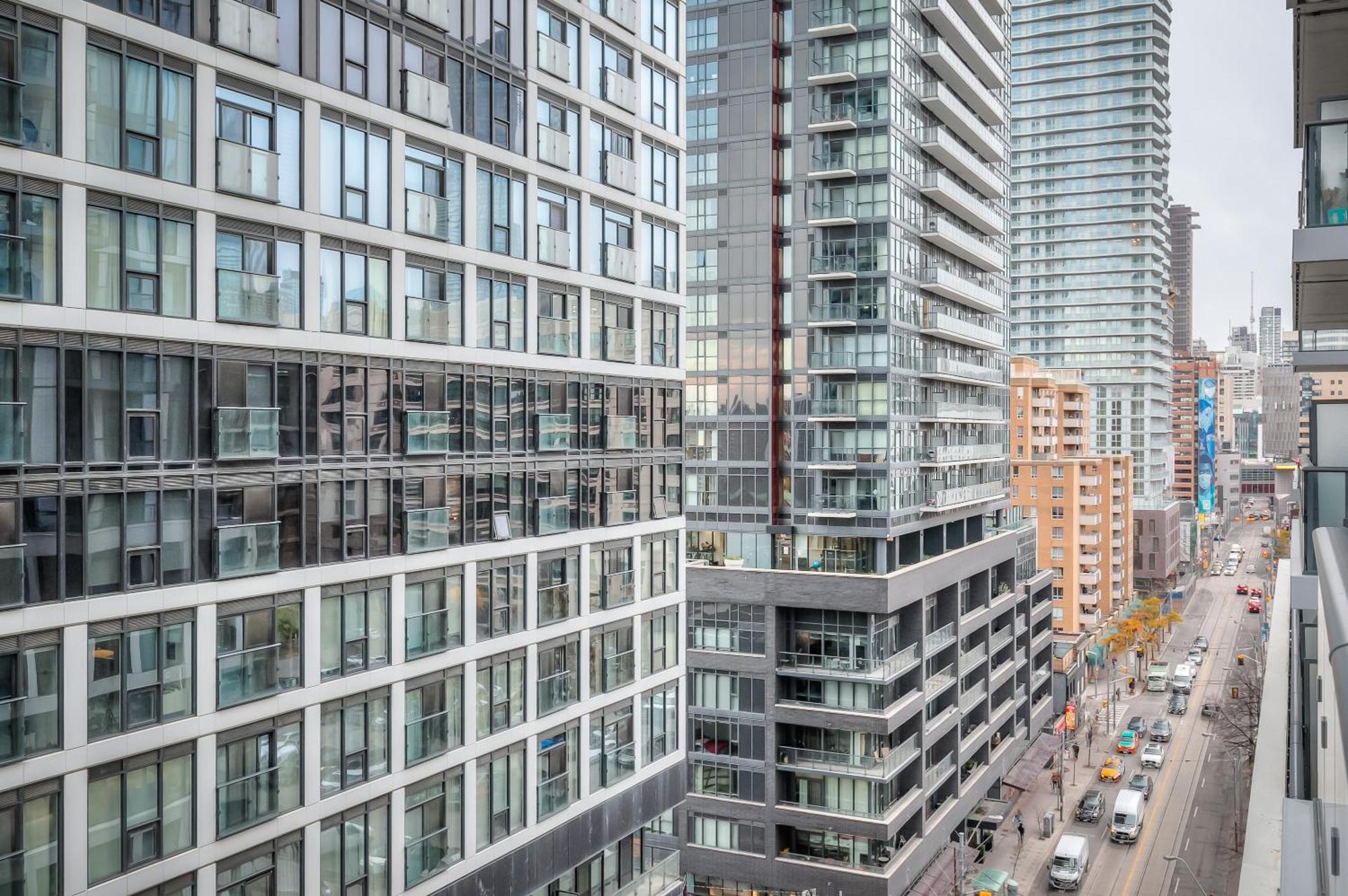 Panorama Suites Downtown Торонто Экстерьер фото